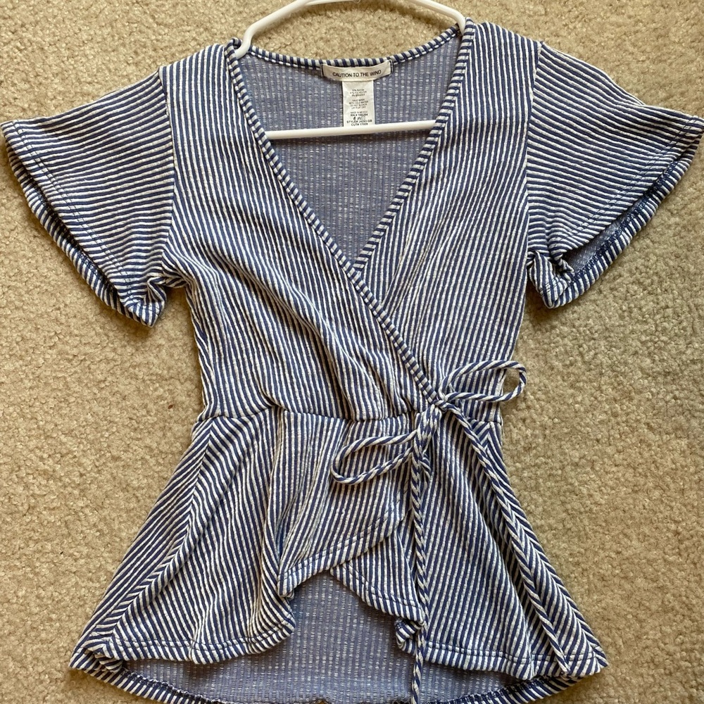 Cute cinched waste striped blouse!